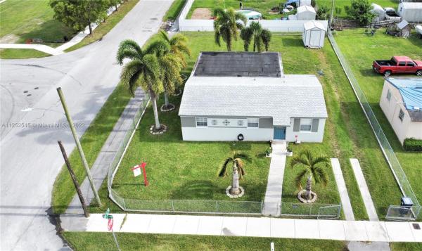 Royal Palm Ridge, 821 NW 2nd St, Florida City, Florida 33034, image 1