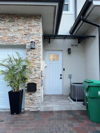 Townhomes On Coconut Palm, 12790 SW 248th St 0, Princeton, Florida 33032, image 1