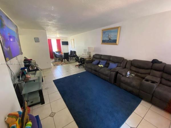 1350 NE 119th St #135004, Unincorporated Dade County, Florida 33161, image 2