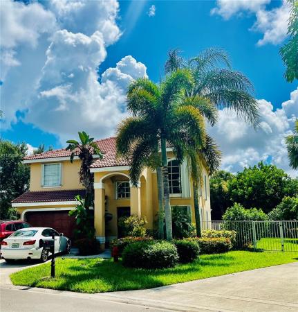 Meadow Lakes At Hillsboro Country Club, 10302 Brookville Ln, Boca Raton, Florida 33428, image 1