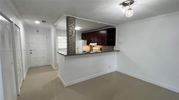 Woodbridge, 3250 NW 85th Ave #19, Coral Springs, Florida 33065, image 1