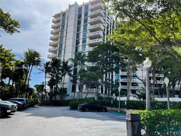 Towers Of Key Biscayne, 1111 Crandon Blvd #B1103, Key Biscayne, Florida 33149, image 2