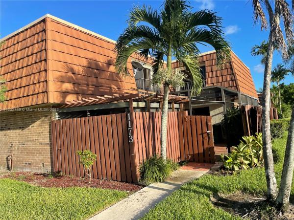 Village At Lake Pine, Davie, Florida 33325, image 2