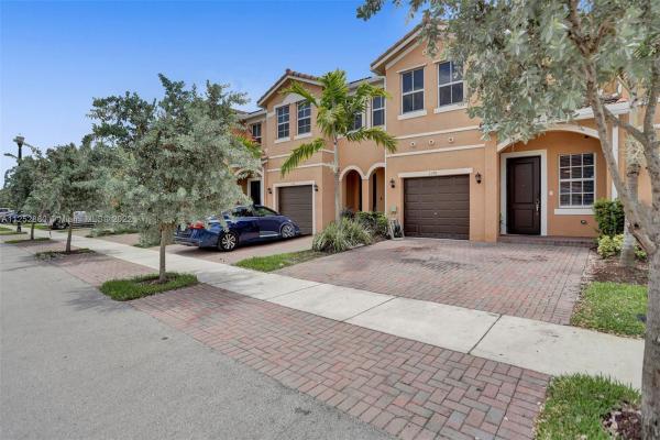 Palm Breeze, 2390 SE 15th St #2390, Homestead, Florida 33035, image 2