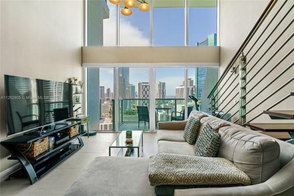 Brickell On The River South Tower, 41 SE 5th St #1703, Miami, Florida 33131, image 2