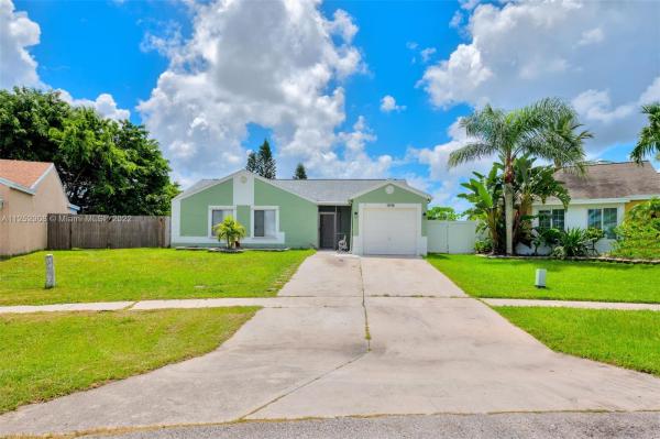 Boca Landings, 18790 Cloud Lake Cir, Boca Raton, Florida 33496, image 2