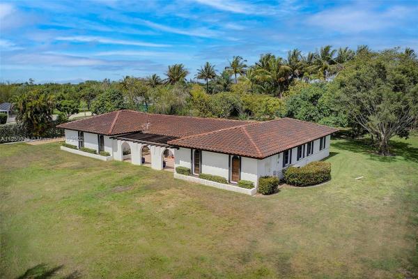 Redland No HOA, 18755 SW 272nd St, Redland, Florida 33031, image 2