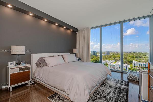 Blue On The Bay, 601 NE 36th St #1604, Miami, Florida 33137, image 2
