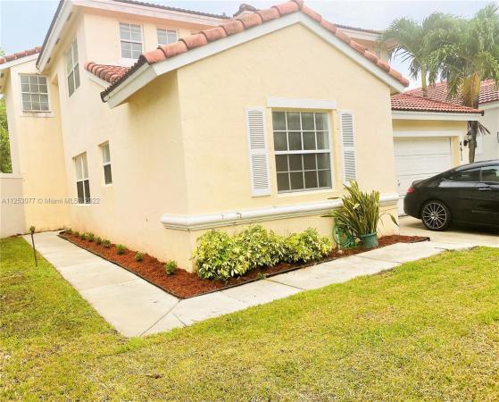 Gardens At Huntington, 4611 SW 152nd Ter, Miramar, Florida 33027, image 1