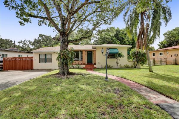 Biscayne Gardens, 13231 NW 1st Ave, Golden Glades, Florida 33168, image 2