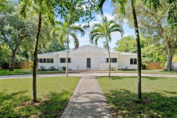 Arch Creek Estates, 1532 NE 144th St, Golden Glades, Florida 33161, image 2
