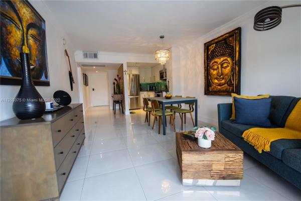 1650 NE 115th St #302, Unincorporated Dade County, Florida 33181, image 1