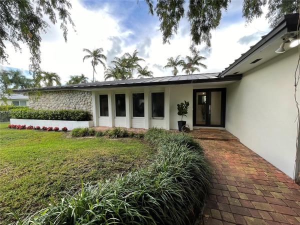 Old Cutler West, 8330 SW 171st St, Palmetto Bay, Florida 33157, image 1