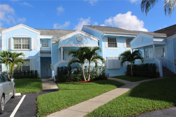 Centergate, 2030 SE 26th Ln #204, Homestead, Florida 33035, image 2