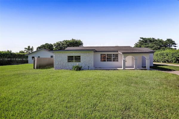 Bird Road Farmsites, 12301 SW 47th St, Kendale Lakes, Florida 33175, image 1