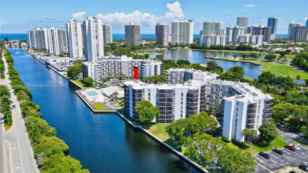Ensenada, 3401 N Country Club Dr #302, Aventura, Florida 33180, image 2