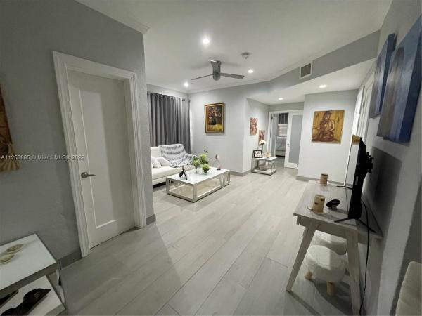 The Metropolis Of South Beach, 934 16th St #5, Miami Beach, Florida 33139, image 1