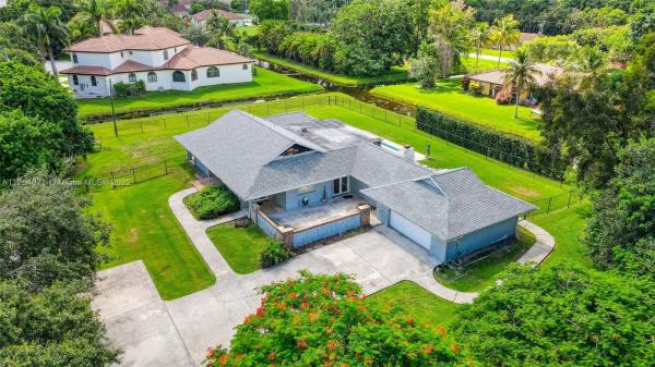 Plantation Acres, 12100 NW 6th St, Plantation, Florida 33325, image 2