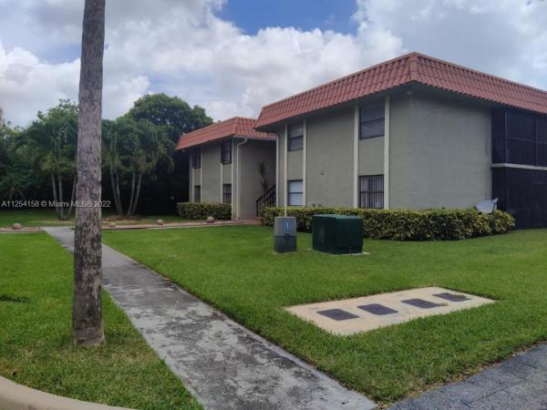 Banyan Tree, 9708 Hammocks Blvd #103-32, The Hammocks, Florida 33196, image 1