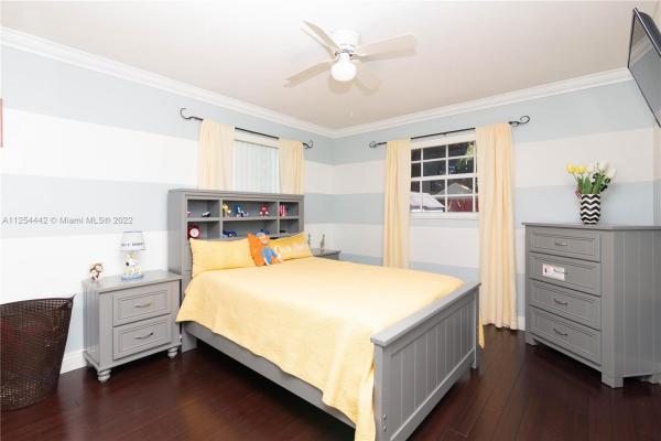Beverly Park, 6320 Funston St, Hollywood, Florida 33023, image 2