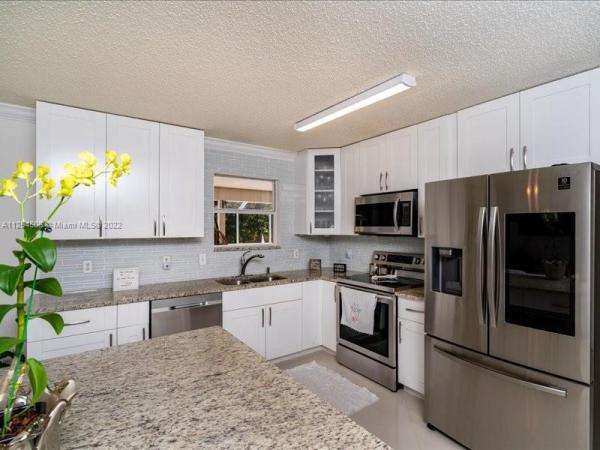 498 SW Copperfield Ave, Florida 34953, image 2