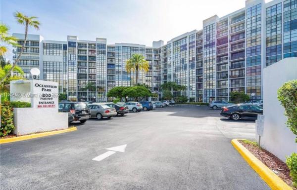 Oceanview Park, 800 Parkview Dr #311, Hallandale Beach, Florida 33009, image 1