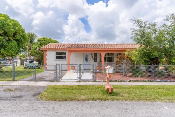 Caseil Heights, 14960 SW 306th St, Leisure City, Florida 33033, image 1