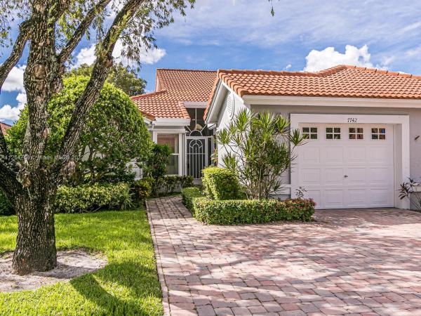 Palm Isles, 7742 Springwater Pl, Boynton Beach, Florida 33437, image 2
