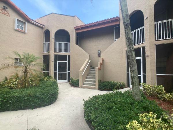 Windmill Lakes, 8842 SW 3rd St #202, Pembroke Pines, Florida 33025, image 1