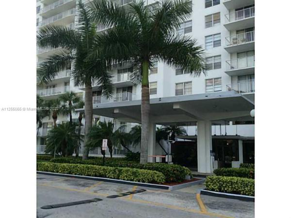 Admirals Port West, 2801 NE 183rd St #712W, Aventura, Florida 33160, image 2