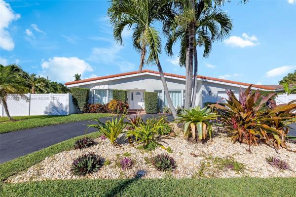 Bal Harbour, 1725 NE 22nd Ter, Fort Lauderdale, Florida 33305, image 1