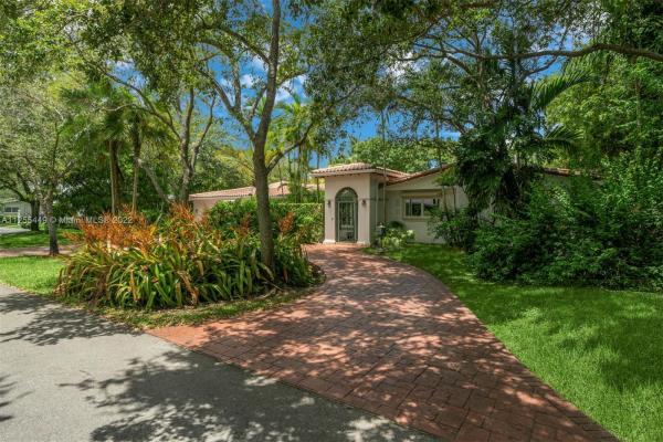 Paris Estates, 7245 SW 130th St, Pinecrest, Florida 33156, image 1