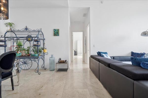 Tdr Tower 1, 16001 Collins Ave #4205, Sunny Isles Beach, Florida 33160, image 2