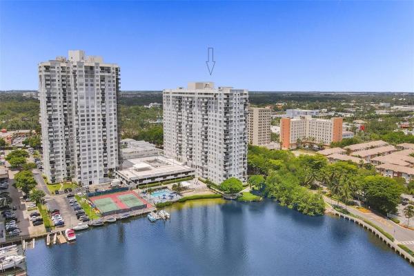 Commodore Plaza Century, 2780 NE 183rd St #315, Aventura, Florida 33160, image 2