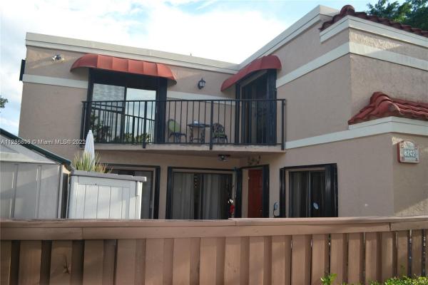 Banyan Lake, 8242 Severn Dr #B, Boca Raton, Florida 33433, image 2