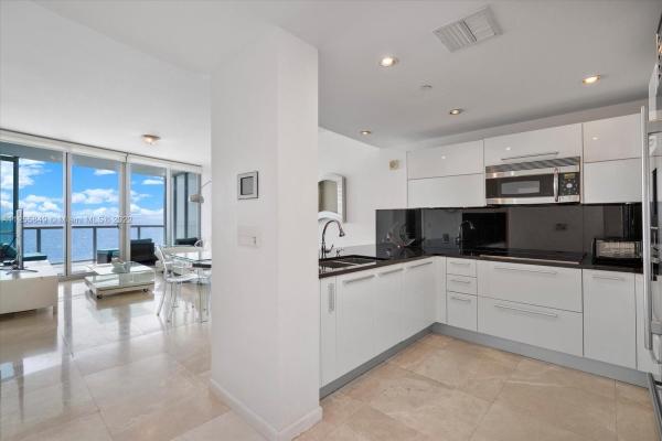 Jade Ocean, 17121 Collins Ave #1403, Sunny Isles Beach, Florida 33160, image 2