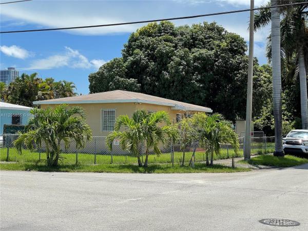 Silver Bluff Gardens, 3300 SW 27th Ter, Miami, Florida 33133, image 1