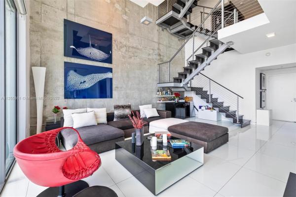 The Ivy At Riverfront, 90 SW 3rd St #PH-15, Miami, Florida 33130, image 2