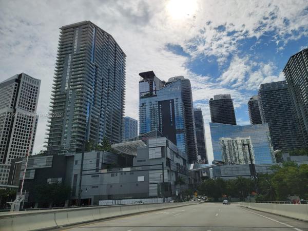Wind, 350 S Miami Ave #1415, Miami, Florida 33130, image 2