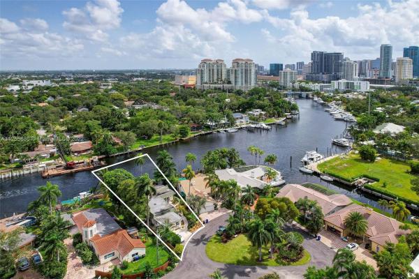 Tropical Point, 612 SW 8th Ter, Fort Lauderdale, Florida 33315, image 1