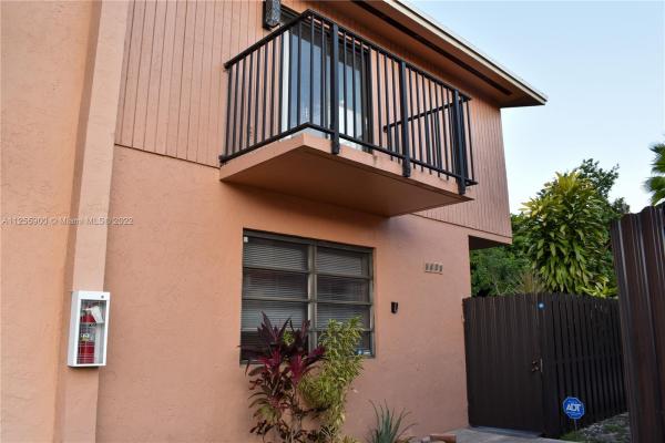 Holly Tree Patio Villas, 3431 SW 52nd Ave #3431, Pembroke Park, Florida 33023, image 1