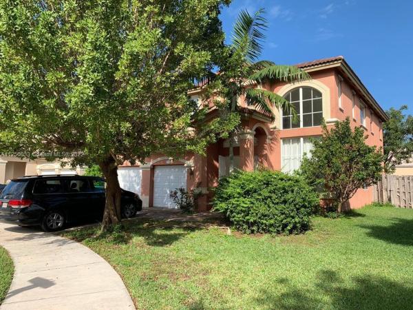 Century Gardens Village, 15385 SW 90th Ter, The Hammocks, Florida 33196, image 1