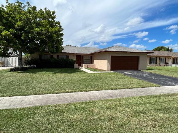 Orange Tree Lakes, 12841 SW 13th Mnr, Davie, Florida 33325, image 1