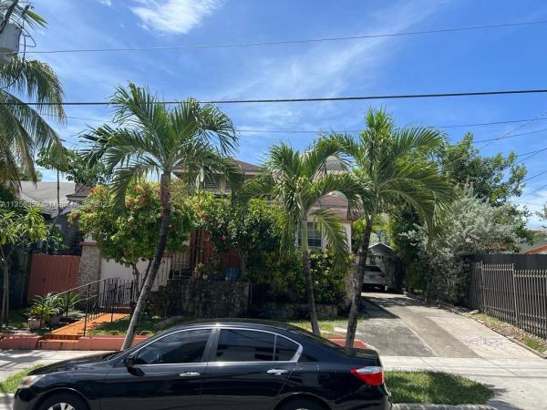 Lawrence Estates Land, 1342 NW 1st St, Miami, Florida 33125, image 2