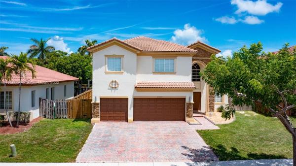The Breakers At Isles Of Bayshore, 22001 SW 94th Ave, Cutler Bay, Florida 33190, image 1