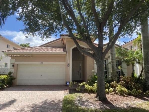 Mahogany Bend At Walnut Creek, 1857 NW 72nd Way, Pembroke Pines, Florida 33024, image 1