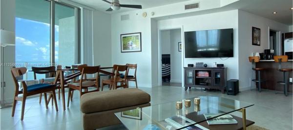 Quantum On The Bay, 1900 N Bayshore Dr #1412, Miami, Florida 33132, image 2