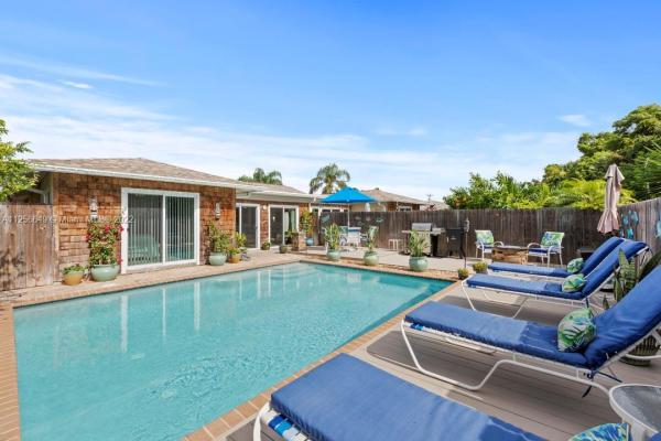 Cape Coral, 1225 SE 24th Ave, Cape Coral, Florida 33990, image 1