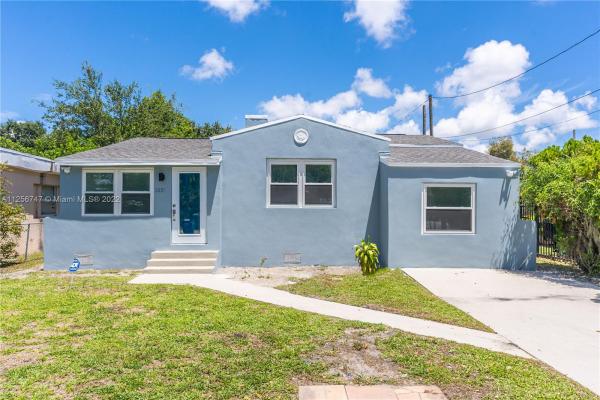 Everglades Avenue Heights, 2035 NW 86th St, West Little River, Florida 33147, image 1