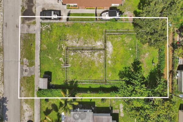 Community Gardens, 2537 York St, Opa-Locka, Florida 33054, image 1